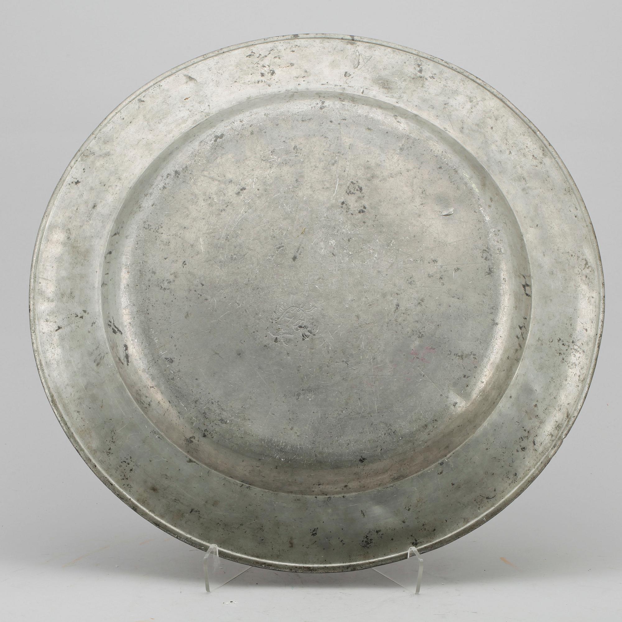 FAT, tenn, otydliga stämplar, 1700-tal.