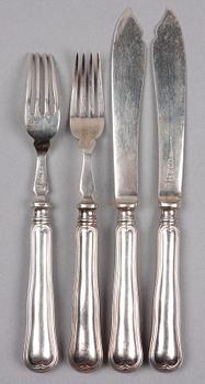 FISKBESTICK, 12 delar, silver, "Svensk dubbelrefflad", engelska stämplar samt GAB, 1914.