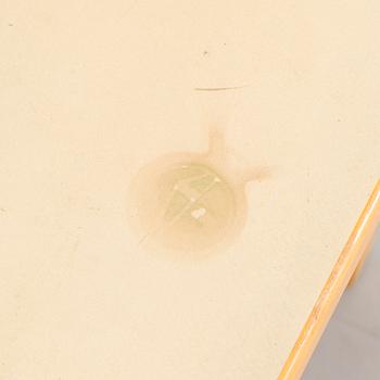 Alvar Aalto, pöytä, malli 81C, Artek 1960-luku.