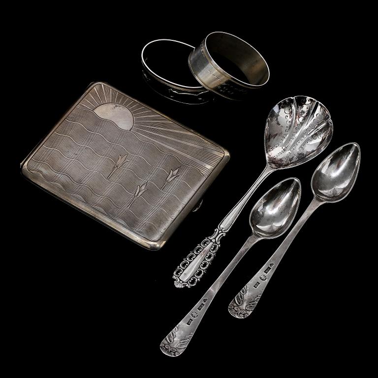 PARTI SILVER, 22 delar. Bl a två kaffeskedar, Tobias Kåhre, Halmstad, 1848. Tot vikt 660 g.