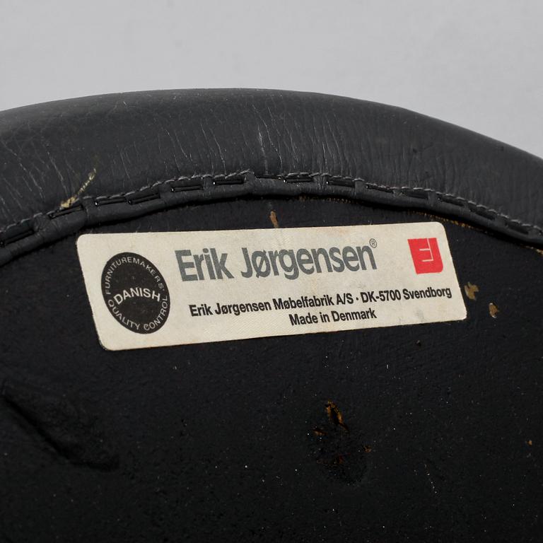 FÅTÖLJ, Johannes Foersom & Peter Hiort-Lorenzen, Erik Jörgensen, 1900-talets fjärde kvartal.