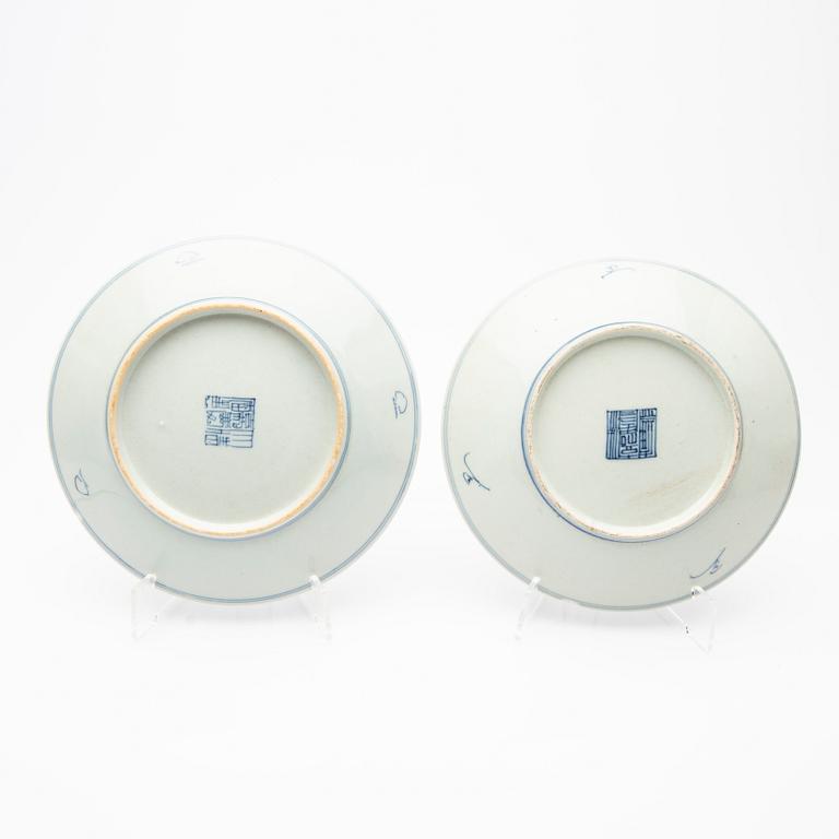 Plates, 4 + 6, China, 17th/18th century.