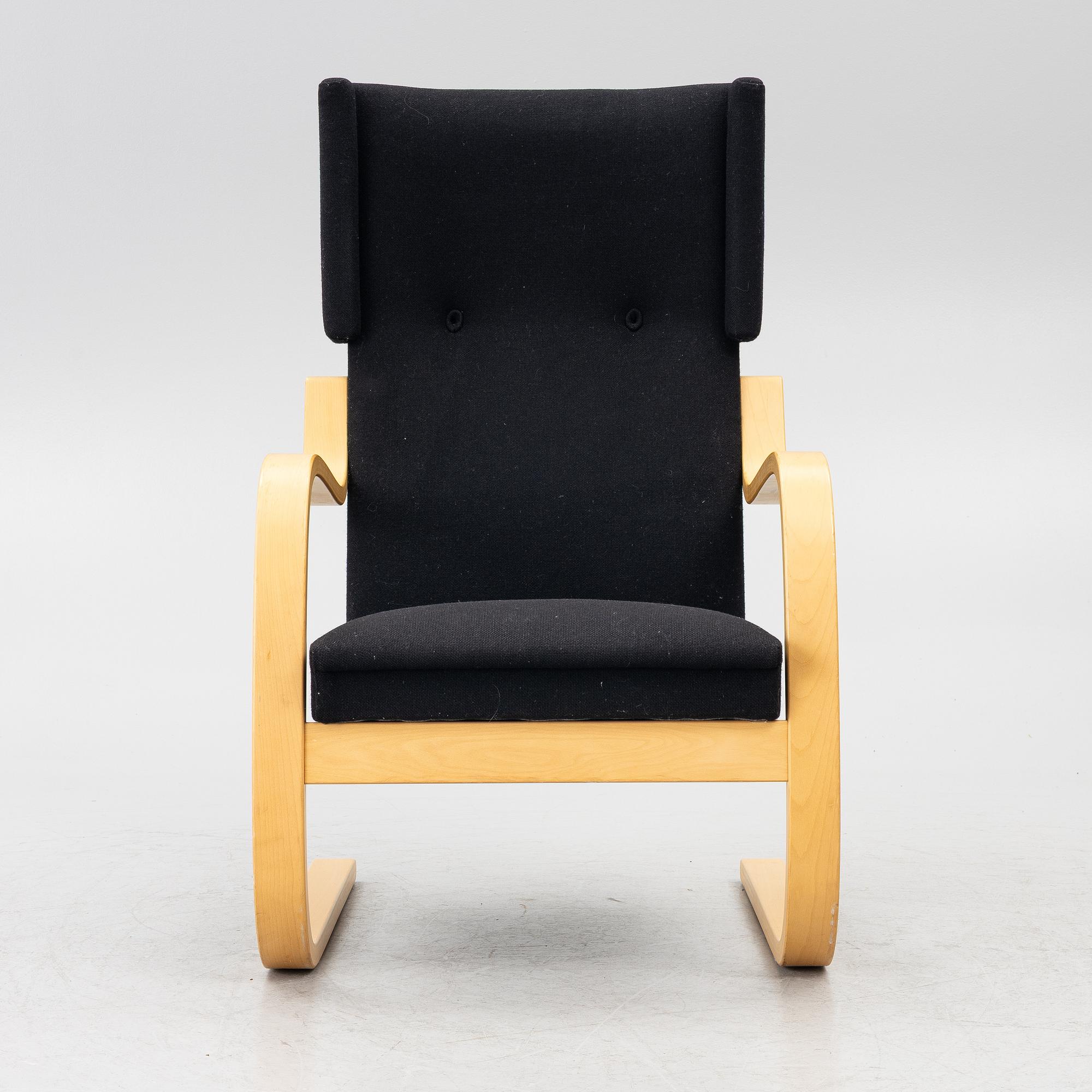 Alvar Aalto, a model 401 armchair, Artek, Finland, 2002.