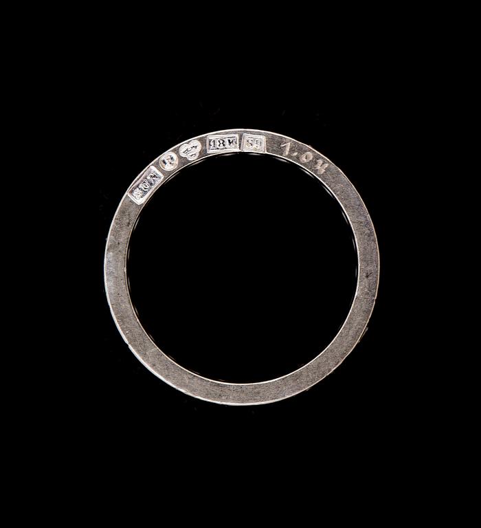 RING, 18 k vitguld med briljantslipade diamanter, totalt ca 1,04 ct, Nyströms, Sundbyberg, 1969. Vikt ca 3 g.