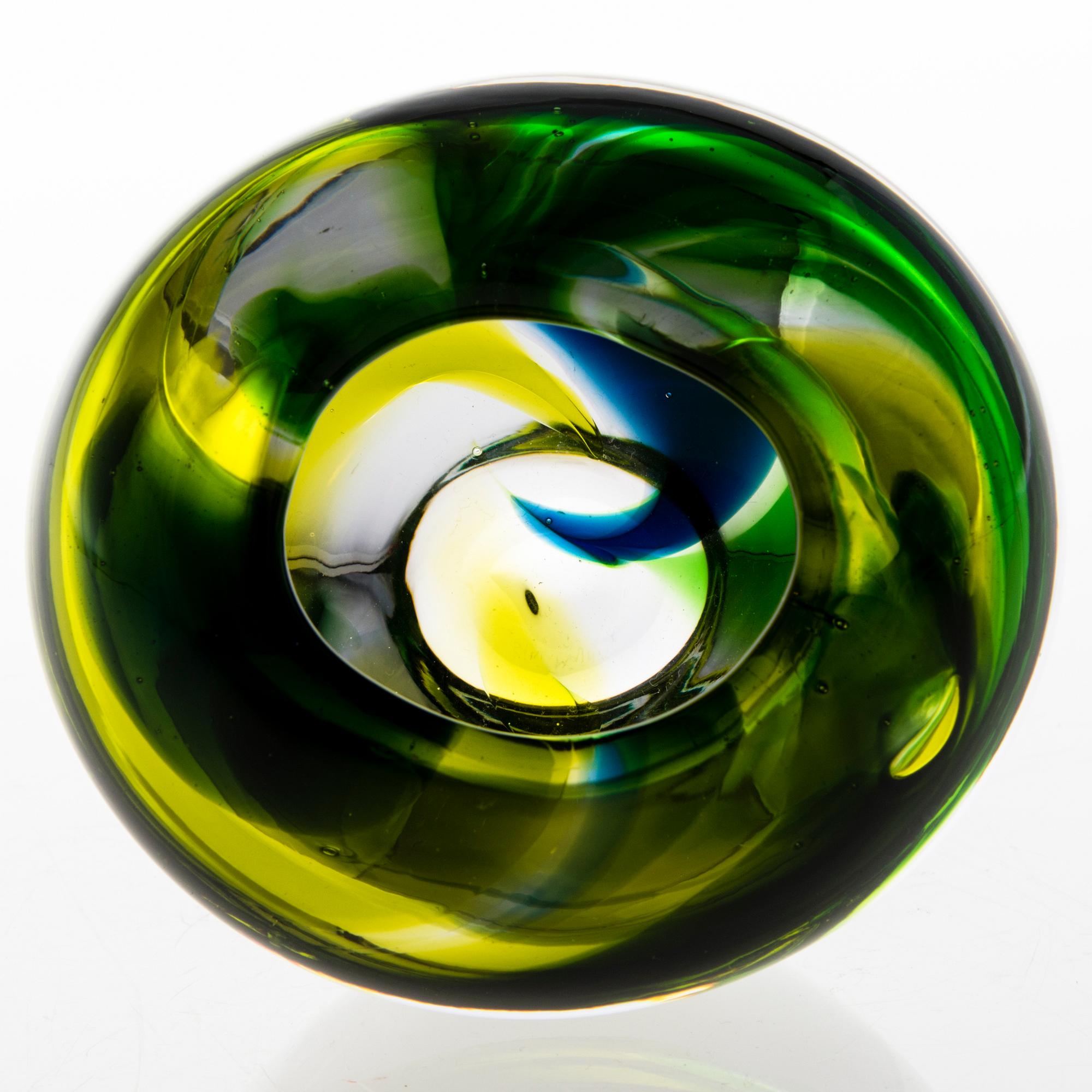 SINI MAJURI, glasskulptur, signerad Sini Majuri.