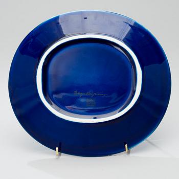 BIRGER KAIPIAINEN, PLATE, porcelain, signed Birger Kaipiainen, Arabia.