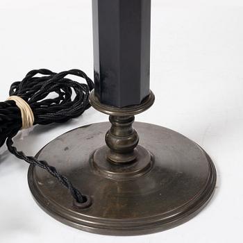 Erik Tidstrand, a table lamp model "27262", Nordiska Kompaniet, 1920s-30s.