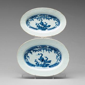 A pair of blue and white armorial dishes, Qingdynasty, Qianlong (1736-95).