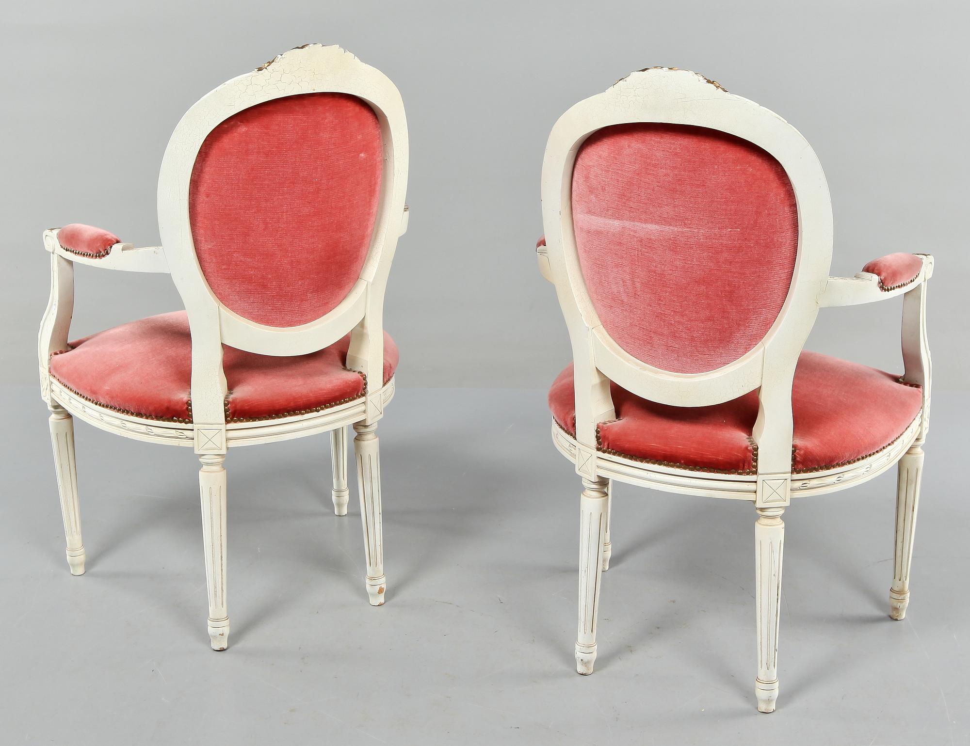 KARMSTOLAR, ett par, gustaviansk stil, 1900-tal.