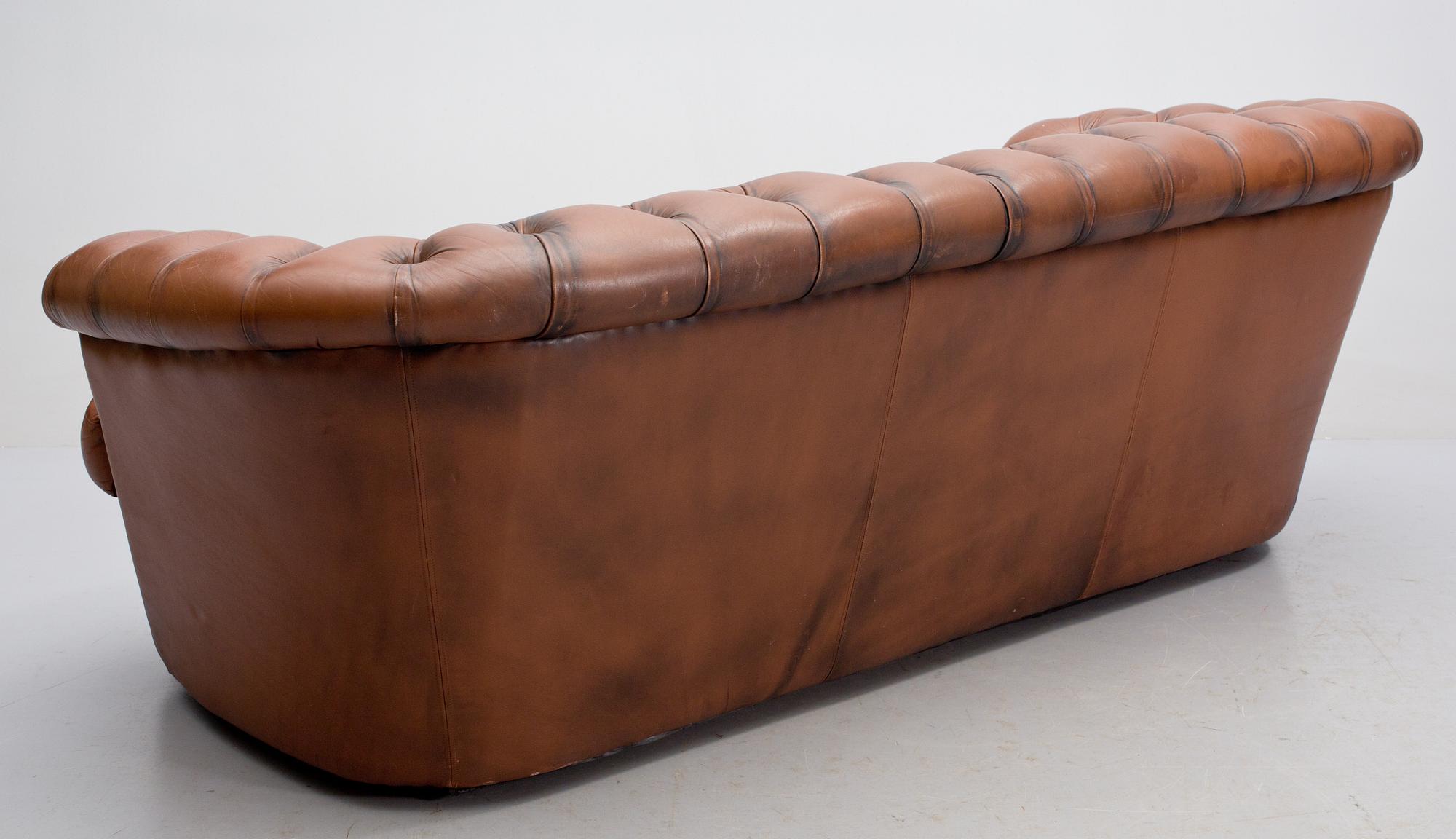 SOFFA, Chesterfield-liknande modell, 1900-talets andra hälft.