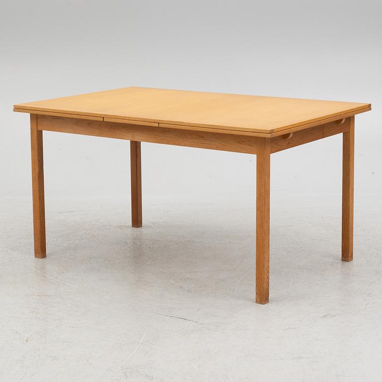 Nils Johnsson, dining table, Troeds, second half of the 20th century.