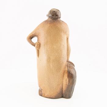 Åke Holm, figurin signerad glaserat stengods.