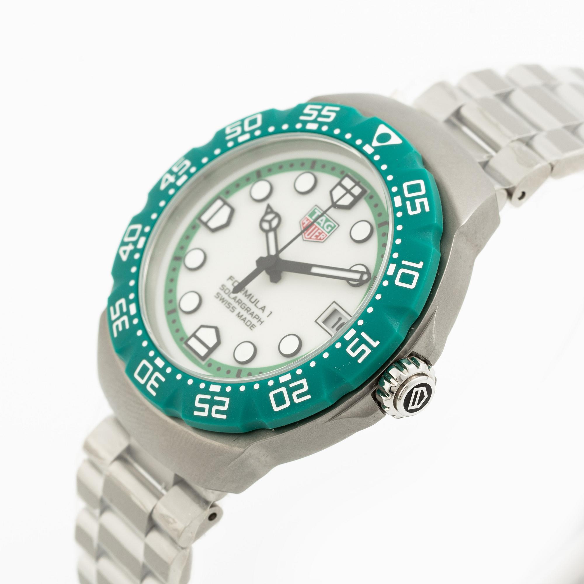 TAG Heuer, Formula 1, Solargraph, Solar Quartz, armbandsur, "Limited Edition", 38 mm.