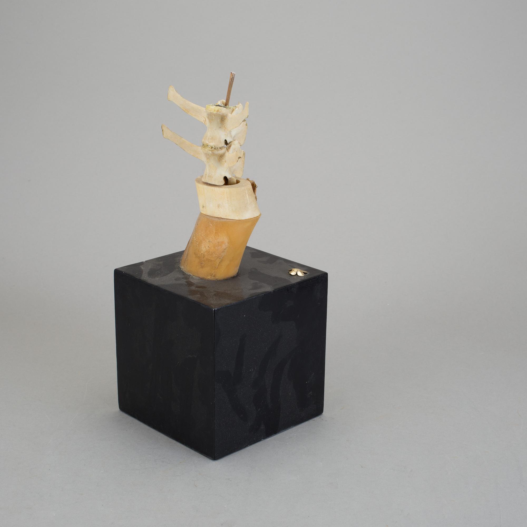 LAMBERT WERNER, skulpturer, 8 st.