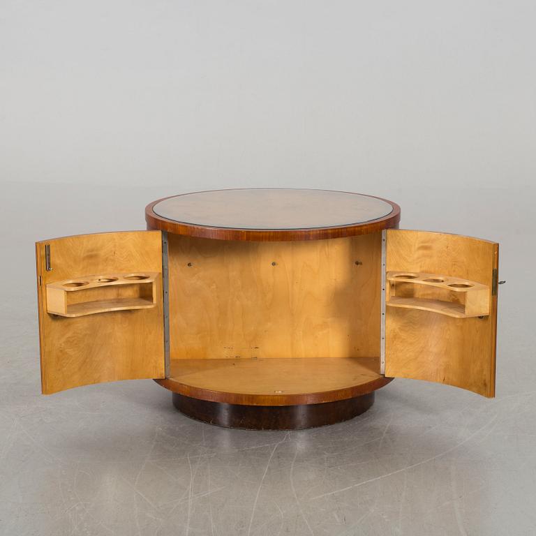 GRETA MAGNUSSON GROSSMAN, an attributed bar for Studio 1930-40's.