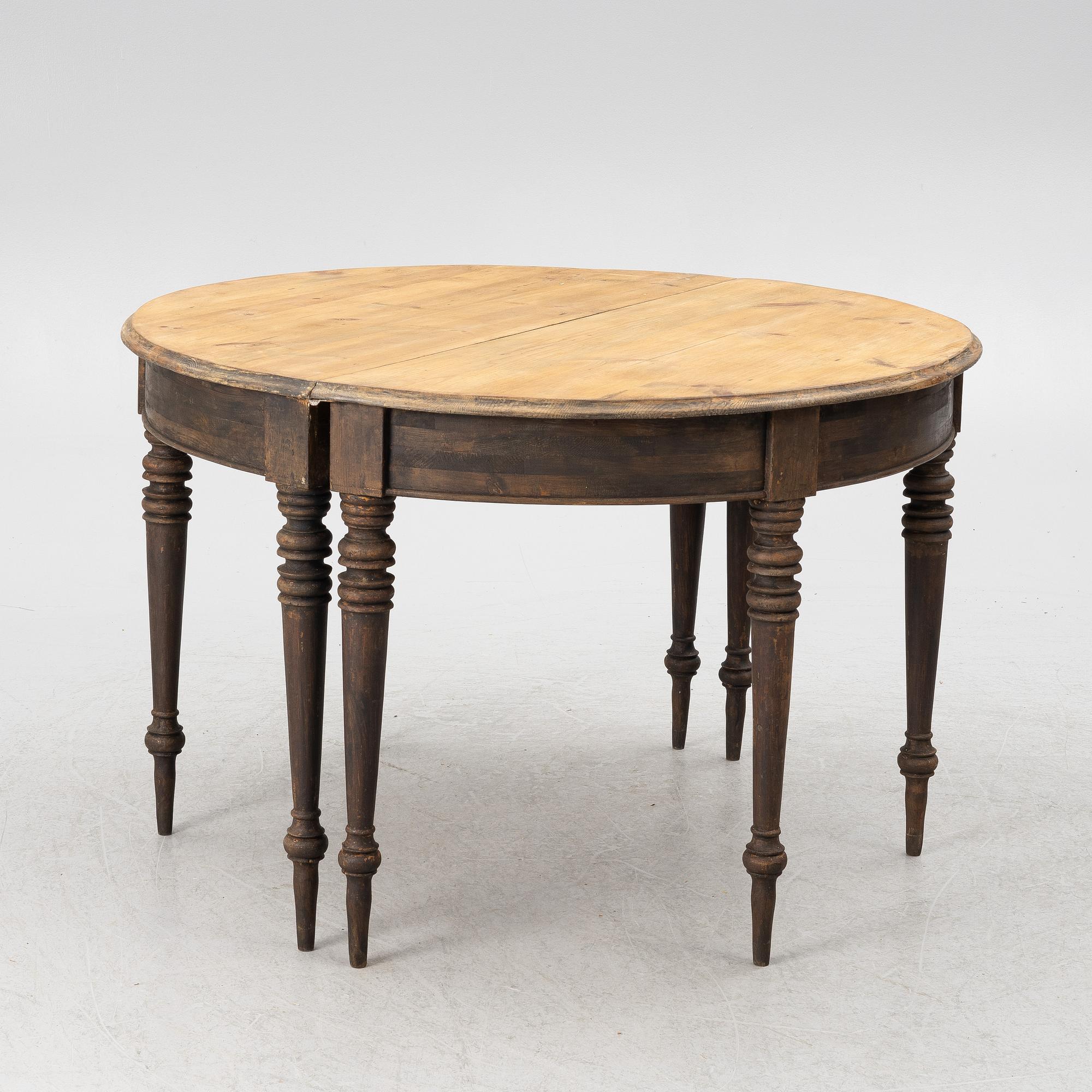 Månbord, ett par, Sverige, 1800-talets senare del.