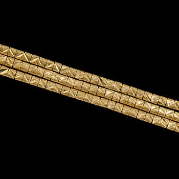 ARMBAND, 18K guld. Vikt ca 22 g.