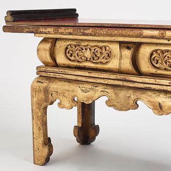 A Japanese lacquered and qilded Buddhist altar table or Butsudan.  Edo period (1603-1868).
