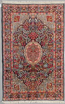 MATTA, Kirman Laver, 234 x 150 cm, 1900-talets senare del.