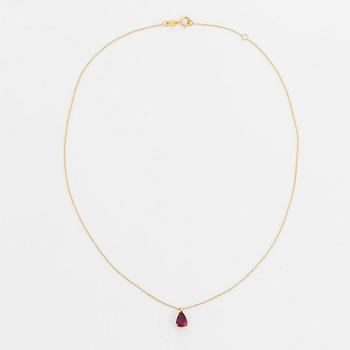 Pear shaped ruby necklace.