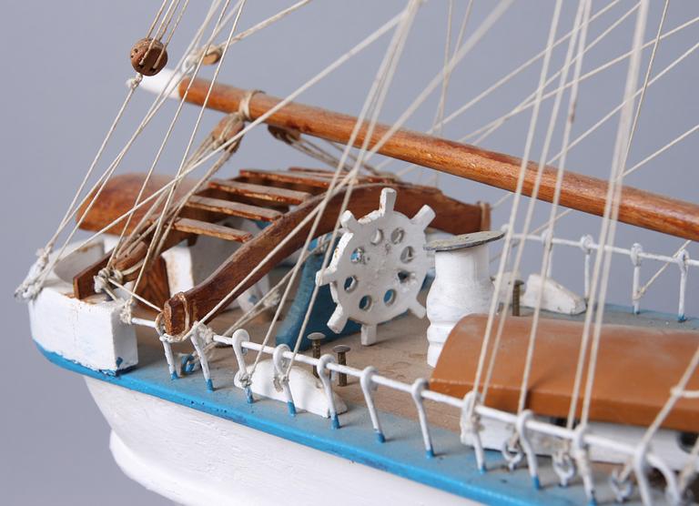 BÅTMODELL, 1900-talets andra hälft.