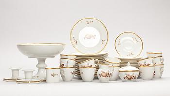 KAFFESERVIS, porslin, 30 delar. Royal Copenhagen, "Brun rose".