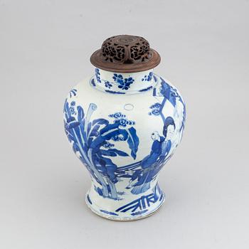 A Chinese Kangxi style blue and white vase, presumably 20th century.