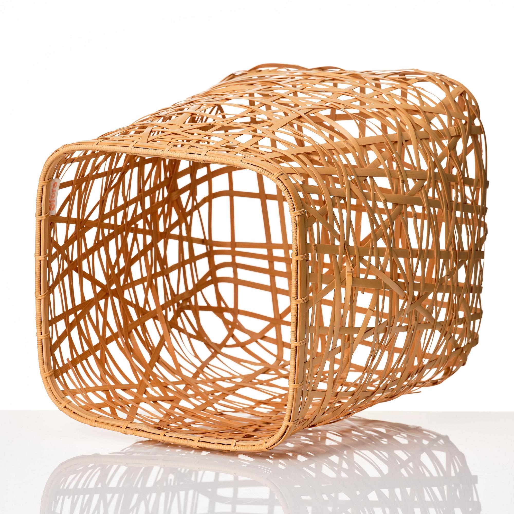 Claesson Koivisto Rune, "Nest", korg, Sfera, Japan, 2005.