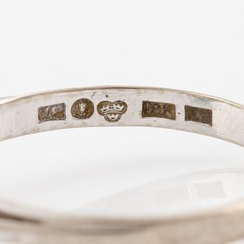 Ring, 18K vitguld med pärla.