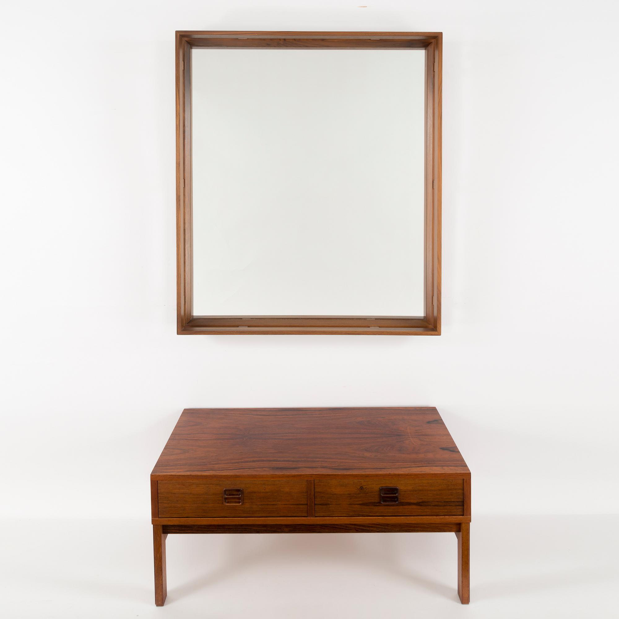 A 1950/60's mirror with chest of drawers.