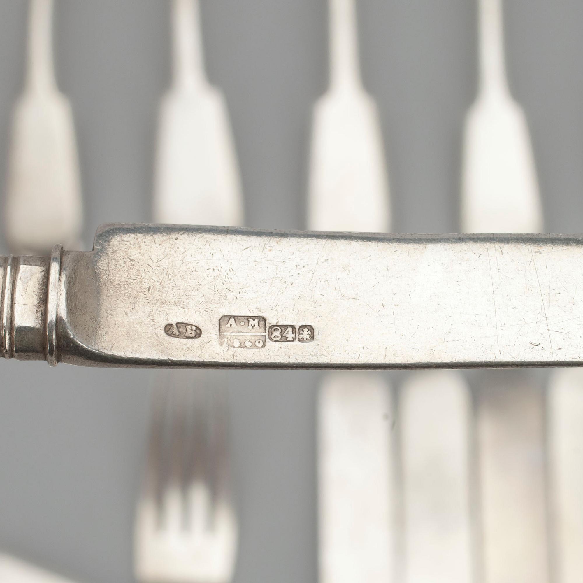 BESTICK, 36 delar, silver, bl a Alexander Mitin (А.Н. Митин 1842-1877), S:t Petersburg 1860. Vikt 1718 g.