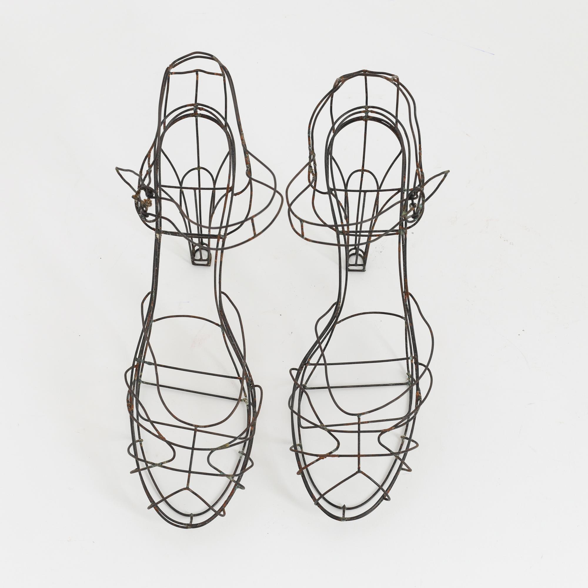 Thomas Raschke, metal wire, unique, 2015.