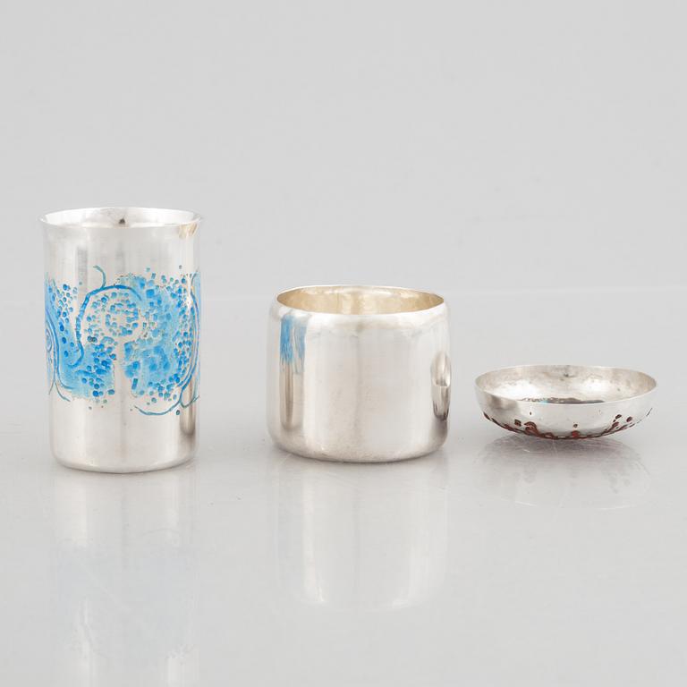 A silver and enamel box with lid and a small beaker, marks of Lars Arby, Gothenburg, Sweden 1963-1964.