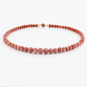 Necklace, graduated coral.
