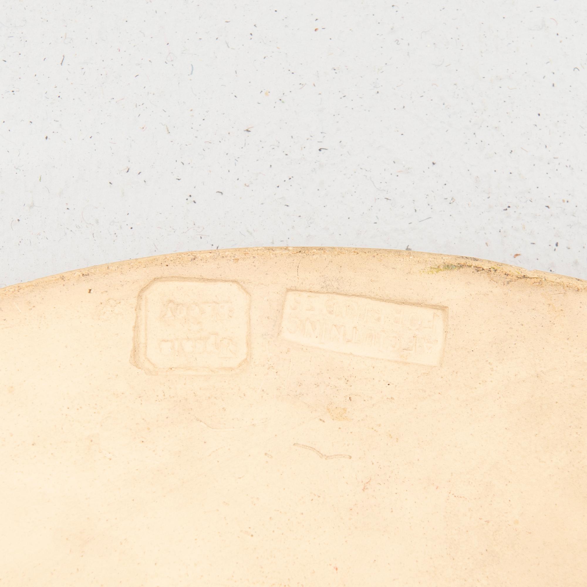 Bertel Thorvaldsen, efter reliefer ett par Upsala Ekeby 1900-talets första hälft.