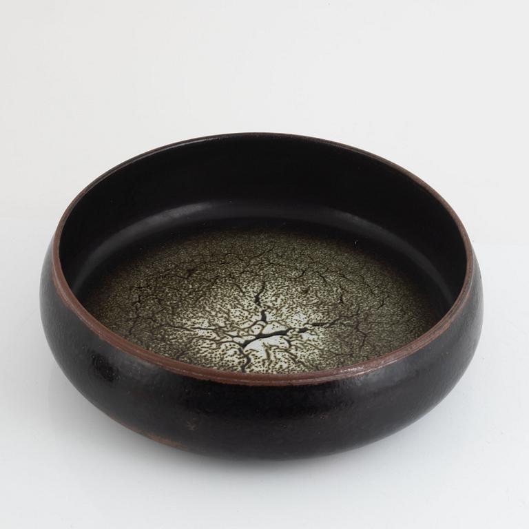 Sven Wejsfelt, a unique stoneware bowl, Gustavsberg Studio, Sweden 1988.