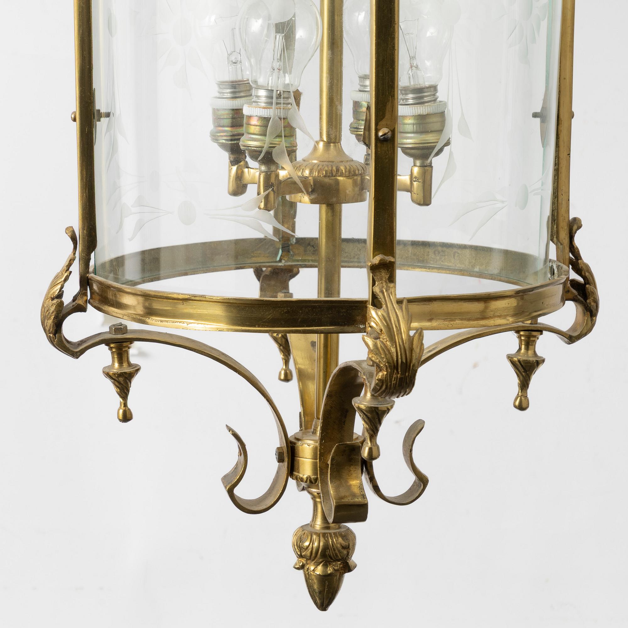 Taklykta, Louis XVI-stil, 1900-talets andra hälft.