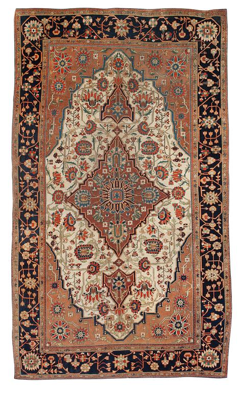 SEMI-ANTIQUE KASHAN A SO CALLED MOTACHEM. 209,5 x 122,5 cm.