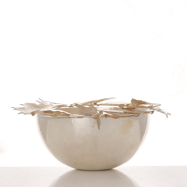 Caroline Lindholm, a sterling silver bowl, Stockholm 2011.