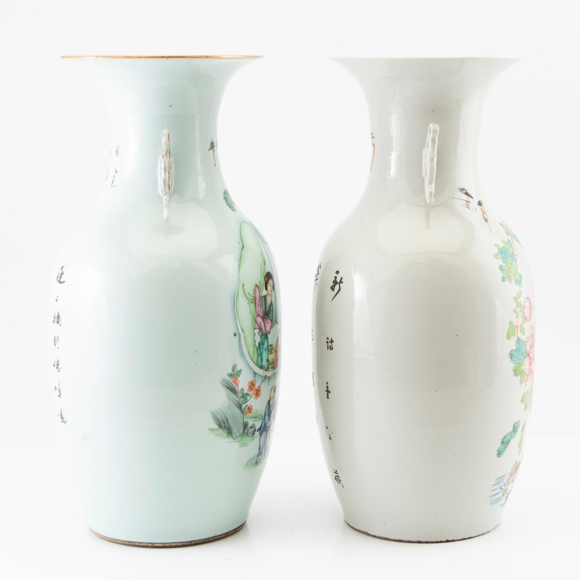 Two Chinese vases, 20th century.