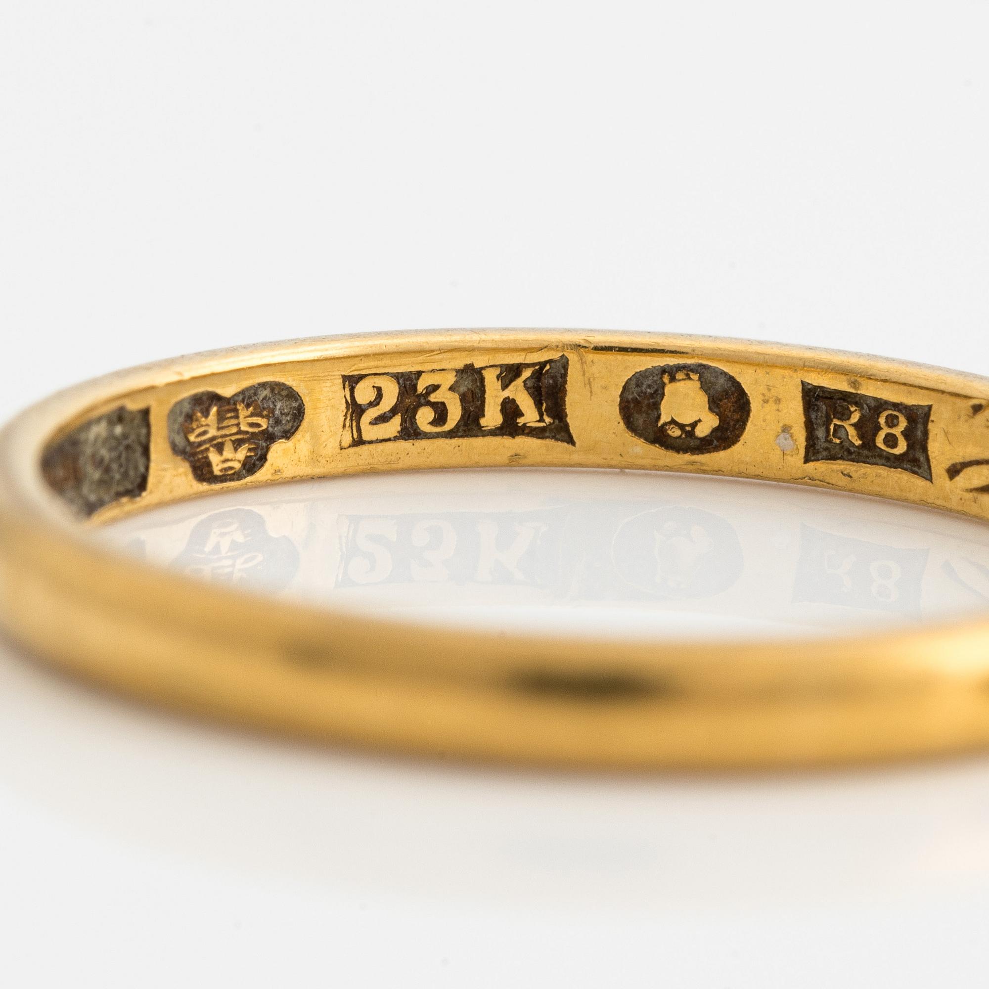 Ringar, 3 st, släta, 23K guld.