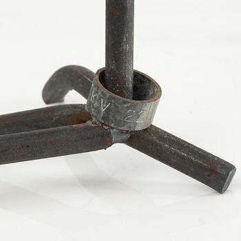 Koen Vanmechelen, "Walking Egg".