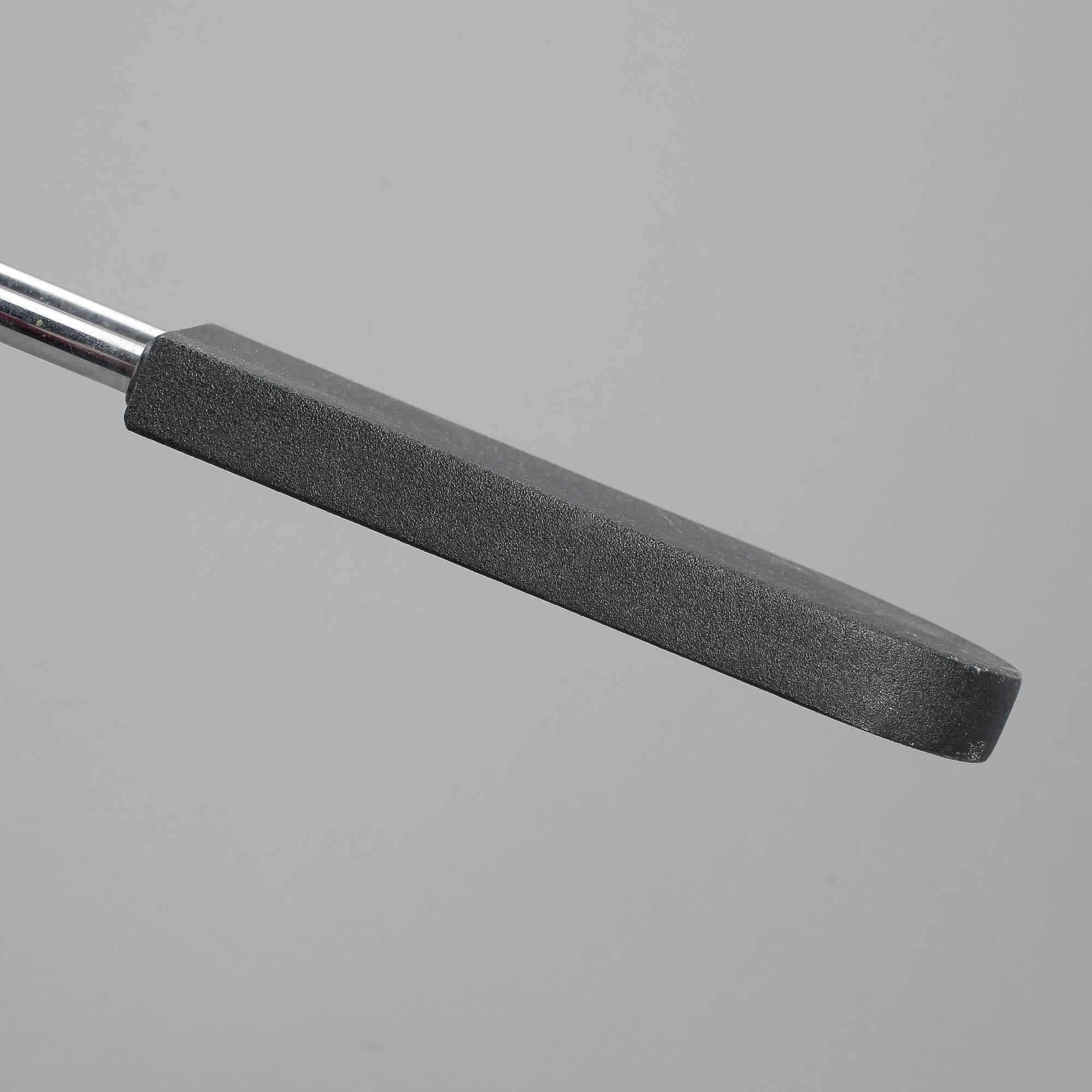 KONTORSLAMPA, Memphis design-typ, metall, 1980-tal.