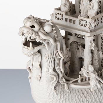 A white biscuit Dragon Boat, Qing dynasty, 19th Century.