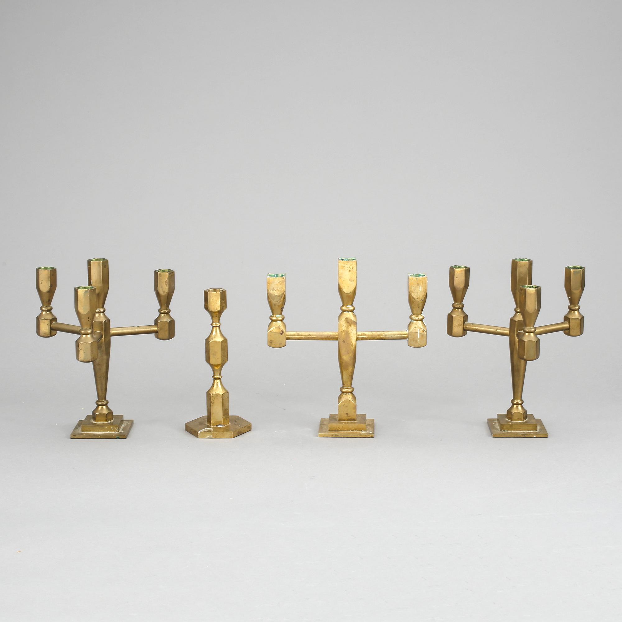 KANDELABRAR samt LJUSSTAKE, 4 st, mässing, metallslöjden Gusum, 1980-tal.
