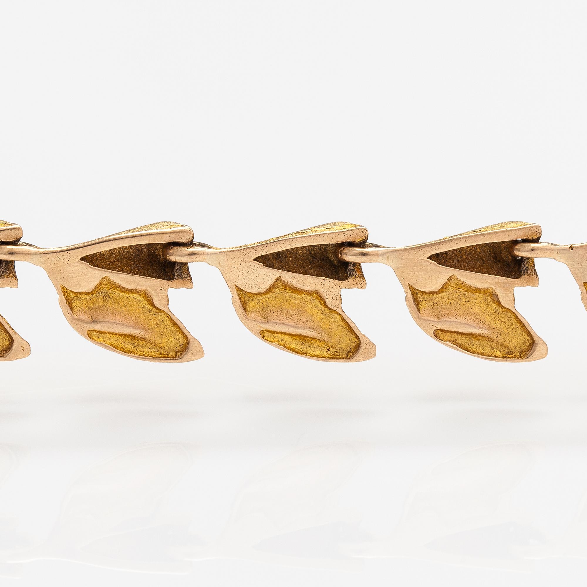 Björn Weckström, "Rolling waves", a 14K gold bracelet. Lapponia 1967.