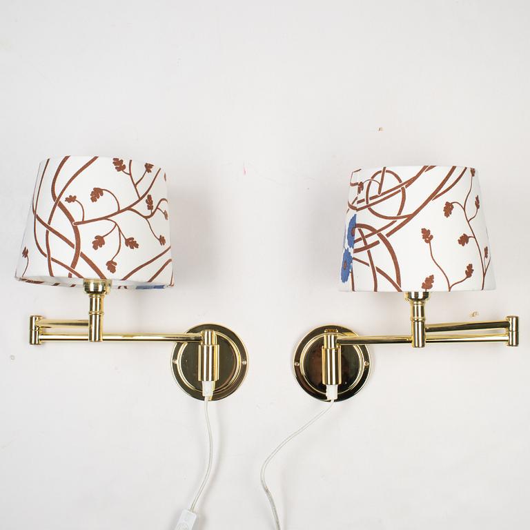 A pair of wall lights, late 20th Century.