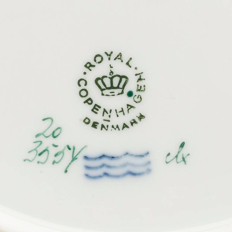 ROYAL COPENHAGEN, desserttallrik, "Flora Danica".