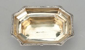 SALTKAR, silver, Andrej Astrachanzew, Moskva 1821-1835. Vikt ca 49,4 g.