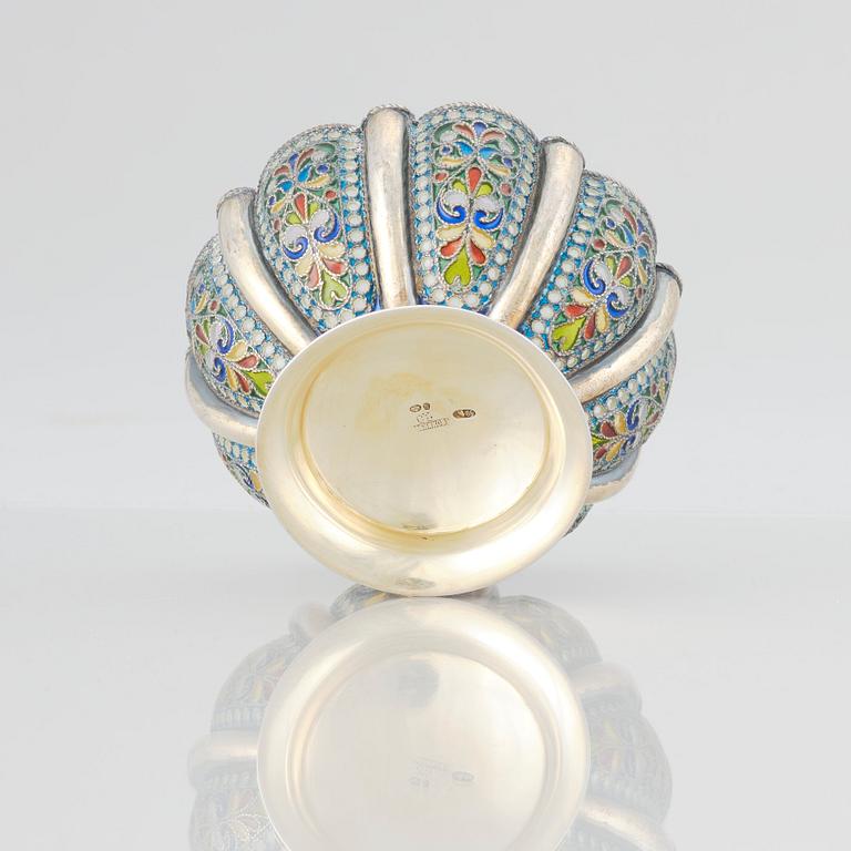 Russian parcel-gilt Silver and Cloisonné Enamel Bratina, Khlebnikov, Moscau 1910. Swedish import mark.